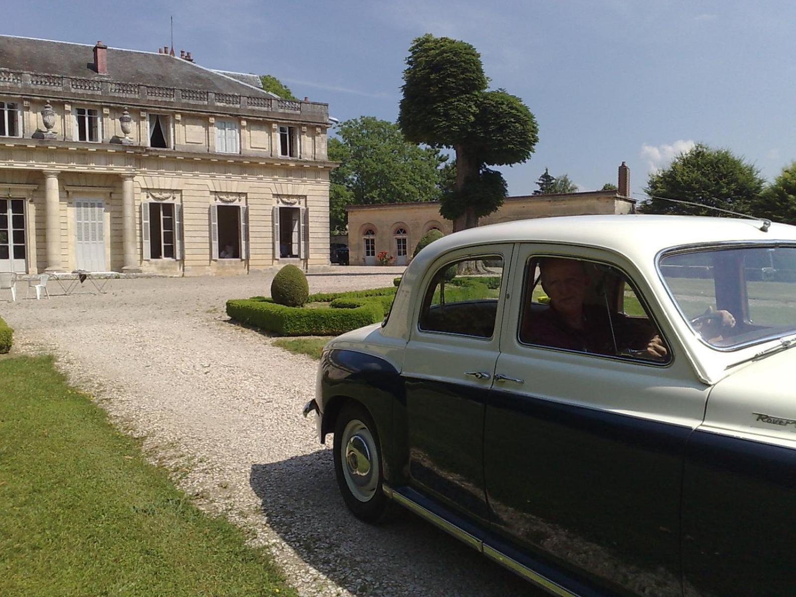 Le Chateau De Bressey & Son Orangerie Exterior foto